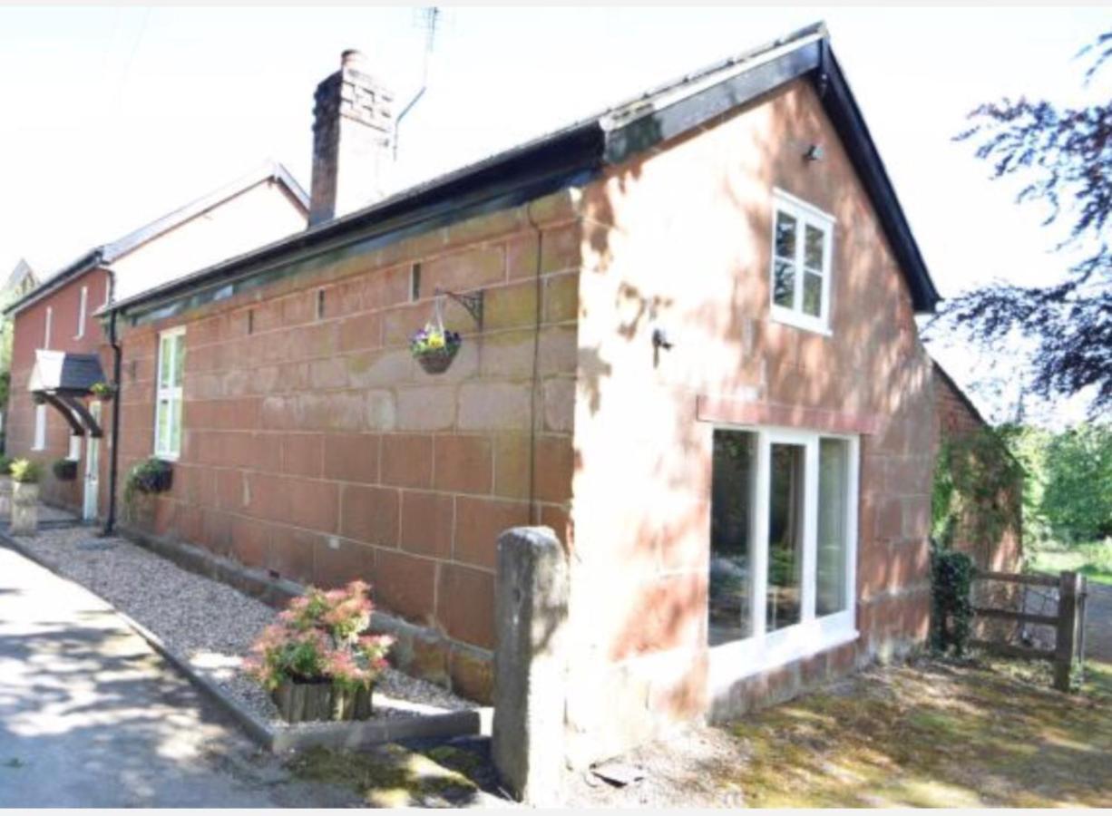Pear Tree Cottage Courtyard Шрусбері Екстер'єр фото